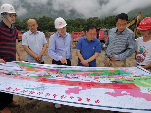 甘孜州政協(xié)副主席孫飛一行_副本.png