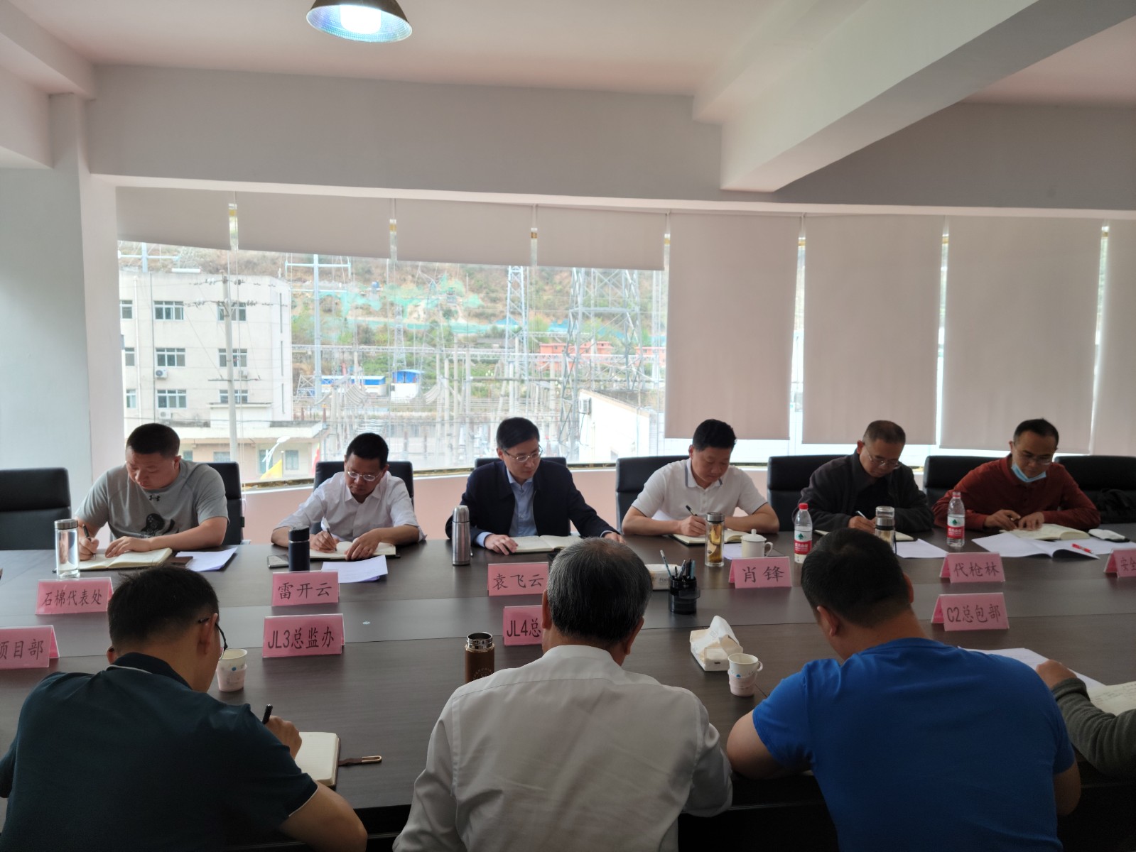 瀘石公司組織召開(kāi)瀘石高速森林草原防滅火專(zhuān)題工作視頻會(huì ).jpg
