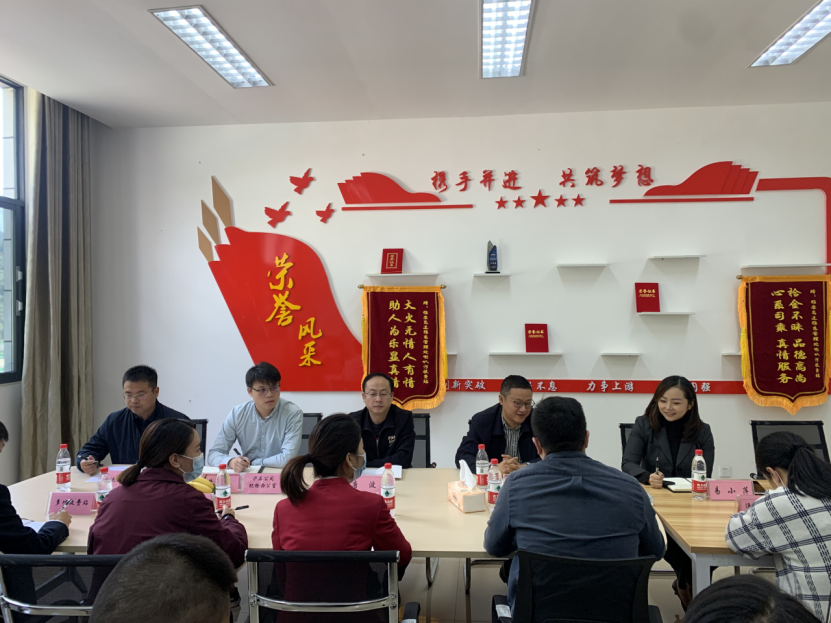 雅康、瀘石公司紀委督導雅康高速沿線(xiàn)疫情防控及黨風(fēng)廉政建設等工作2.png